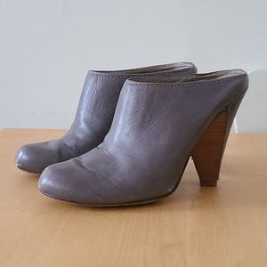 Belle Sigerson Morrison Grey Leather Mules - sz 7